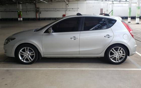 HYUNDAI I30 2.0 MPFI GLS 16V GASOLINA 4P MANUAL HYUNDAI I30 2.0 MPFI GLS 16V GASOLINA 4P MANUAL